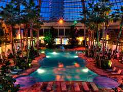 Harrahs' Atlantic City - Interior Pool